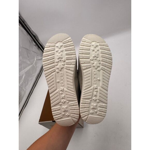 Hey Dudes Britt Cream Cheetah Womens Shoes Size 6 NIB - Picture 6 of 7